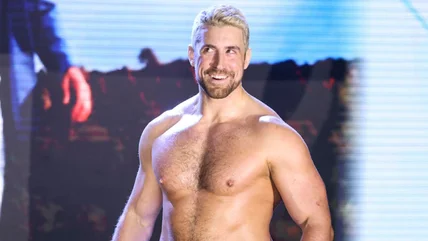 TNA Star Joe Hendry thảo luận về cuộc sống mơ ước của mình trong thời gian thực trên WWE NXT