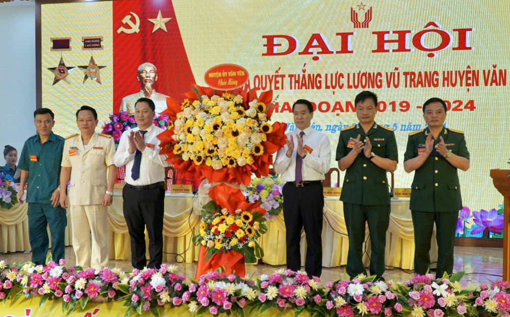 Đại hội Thi đua quyết thắng lực lượng vũ trang huyện Văn Yên