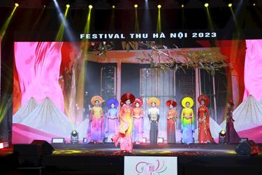 Khai mạc Festival Thu Hà Nội 2023