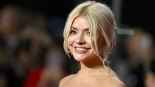 Holly Willoughby rời This Morning sau 14 năm