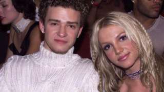 Britney Spears kể trong hồi ký rằng cô đã phá thai