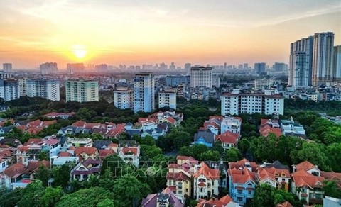 Experts upbeat about real estate prospects