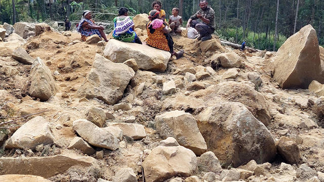 Hơn 2.000 người bị chôn sống ở Papua New Guinea