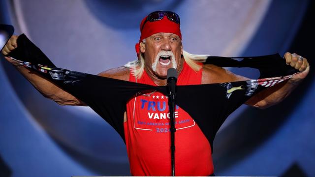 Hulk Hogan phát biểu vào đêm cuối của RNC