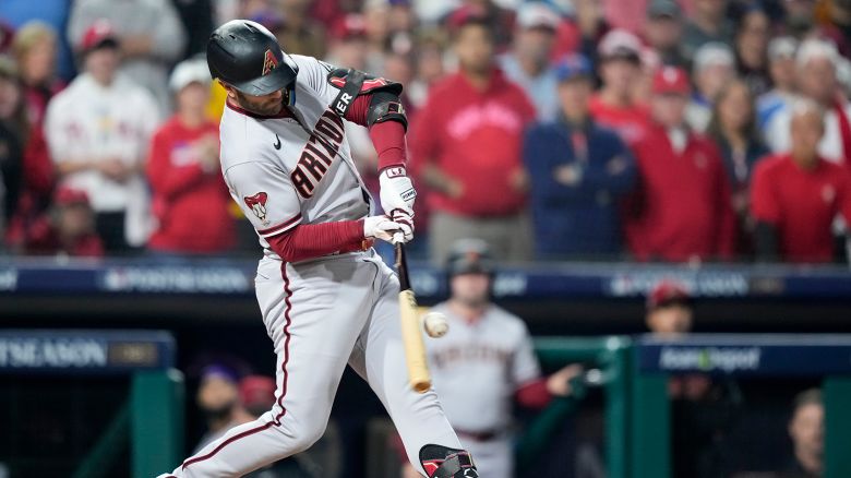 Arizona Diamondbacks tiến tới World Series sau khi đánh bại Phillies để giành cờ hiệu của Liên đoàn Quốc gia