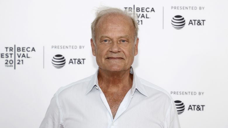 Cuộc phỏng vấn của Kelsey Grammer BBC được cho là đã bị cắt ngắn khi cuộc nói chuyện chuyển sang ủng hộ Donald Trump