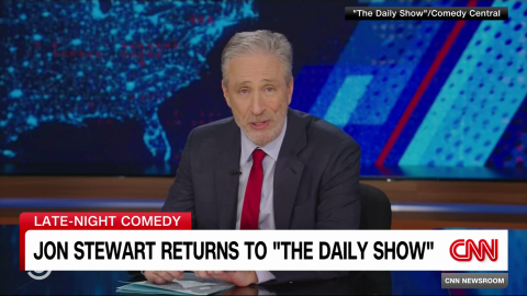 Jon Stewart trở lại dẫn chương trình ‘The Daily Show’