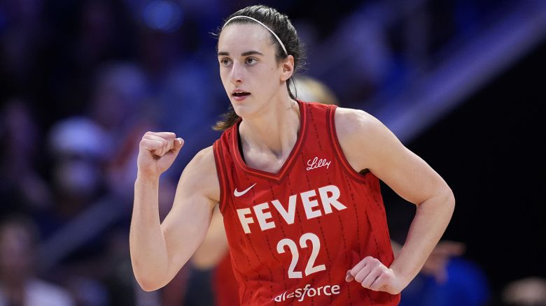 Caitlin Clark thiết lập kỷ lục WNBA cho hầu hết các hỗ trợ trong một trò chơi