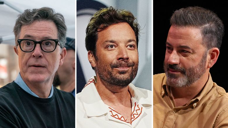 Stephen Colbert, Jimmy Fallon và Jimmy Kimmel cùng nhau tạo ra podcast tập trung vào đình công