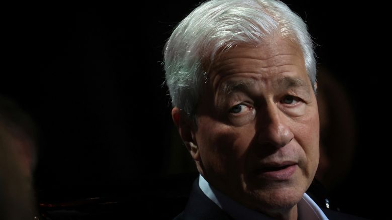 Jamie Dimon lo lắng về việc Mỹ đang vay bao nhiêu. Đây là lý do tại sao