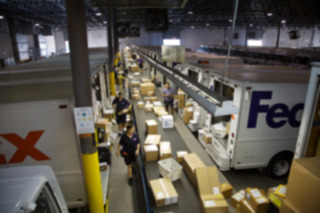 EEOC kiện FedEx cho cách nhân viên khuyết tật điều trị