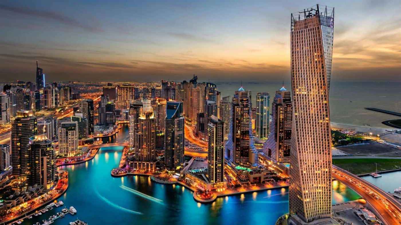 Khám phá thiên đường sa mạc xa hoa của Dubai