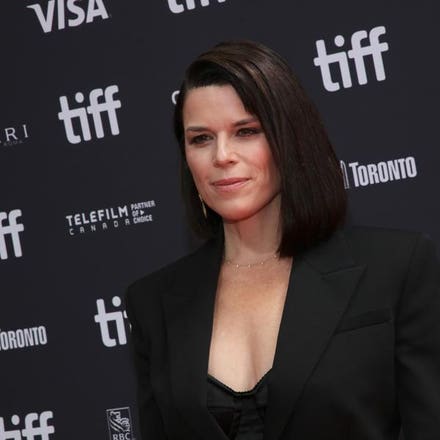 Neve Campbell Makes ‘Scream’ Return After Pay Dispute Amid Casting Chaos