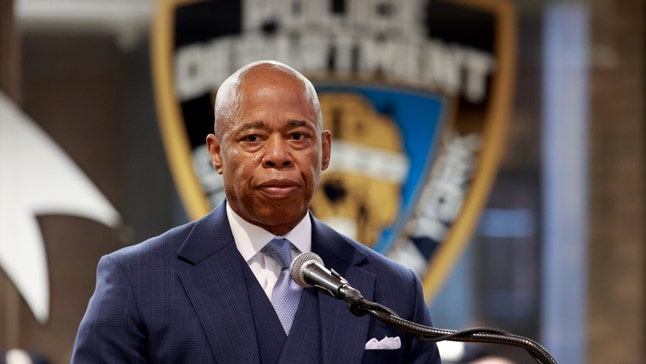 NYC Mayor Eric Adams doubles down on call for changes to city's 'sanctuary' status amid migrant crisis