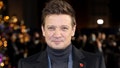 Jeremy Renner gợi ý quay trở lại diễn xuất sau gần 1 năm sau tai nạn máy xúc tuyết suýt chết