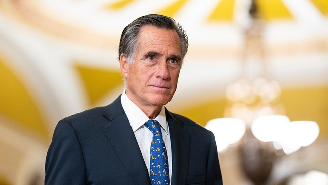 Romney vẫn theo đuổi liệu ông ta có ủng hộ Thump vì Tổng thống sau khi gặp ông ta