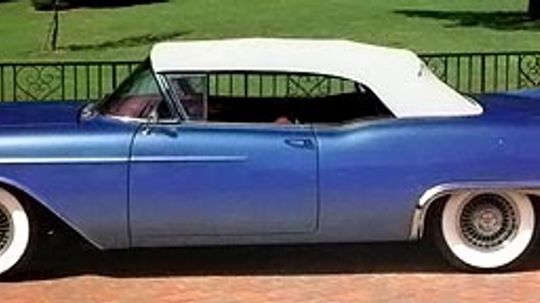 1957 Cadillac Eldorado Biarritz mui trần