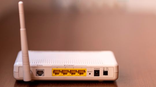 Sử dụng modem cáp nào tốt hơn - kết nối USB hay thẻ Ethernet?