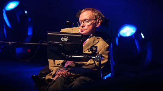 10 điều thú vị bạn chưa biết về Stephen Hawking