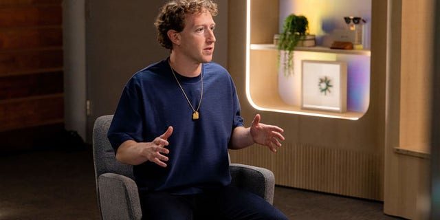 Thư của Mark Zuckerberg: Nhà Trắng gây áp lực lên Facebook về nội dung COVID trong đại dịch