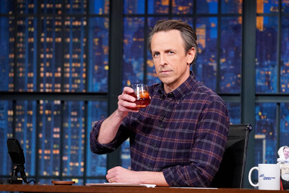 Đêm khuya với Seth Meyers tuần này?