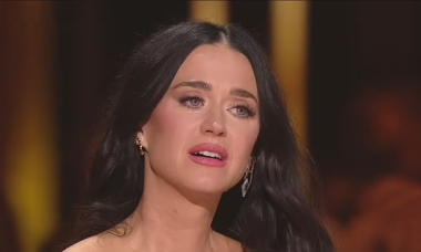 Katy Perry rơi nước mắt khi chia tay American Idol sau 7 mùa