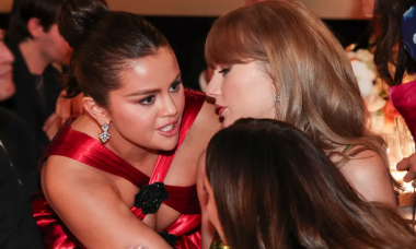 Cuộc 'buôn chuyện' ở Quả cầu vàng của Selena Gomez và Taylor Swift gây sốt