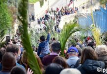 Hàng ngàn Kitô hữu tham dự Lễ Lá ở Jerusalem trong bối cảnh chiến tranh