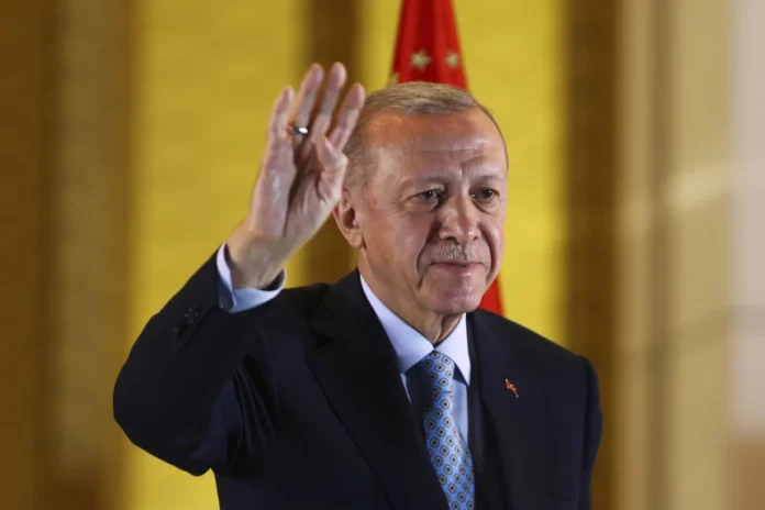 Tổng thống Thổ Nhĩ Kỳ Recep Erdogan tái đắc cử sau cuộc bỏ phiếu bầu tổng thống vòng nhì