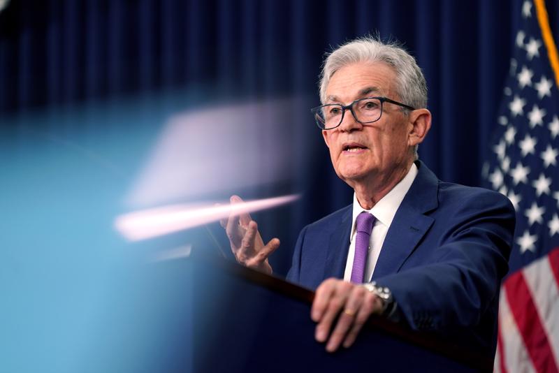 Fed lo lạm phát chững lại nhưng ông Powell nói không tăng thêm lãi suất