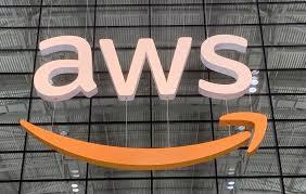 AWS và Microsoft cạnh tranh không hồi kết trong lĩnh vực đám mây