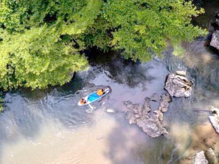 Newly discovered cave promises vast potential for Quảng Bình