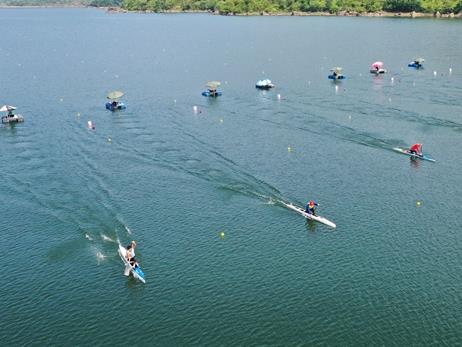 National rowing and canoeing championship for outstanding rowers begins in Đà Nẵng