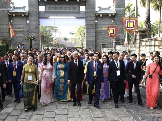 “Xuân Quê Hương” programme for overseas Vietnamese held in HCM City