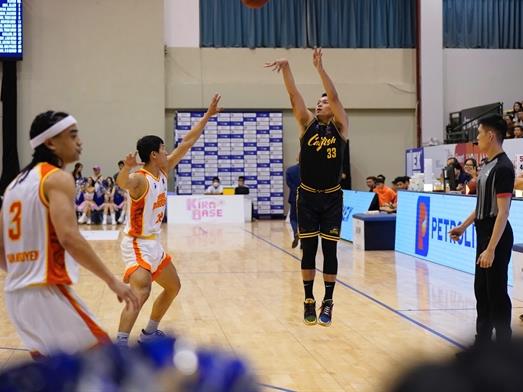 Cần Thơ Catfish, Nha Trang Dolphins advance to playoffs