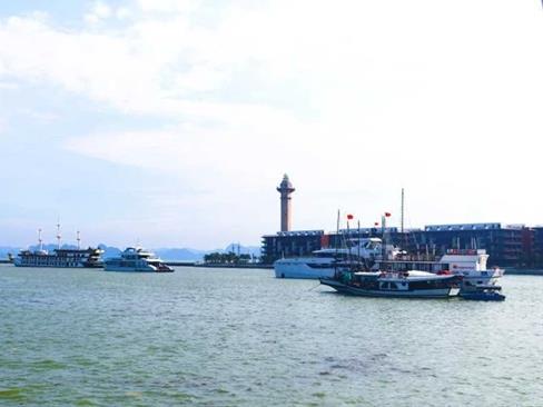 Hạ Long city welcoming tourists back