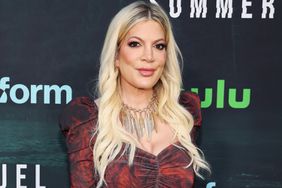 Tori Spelling buộc phải sơ tán khỏi nhà cho thuê sau khi người đàn ông tự rào chắn vào nhà hàng xóm cùng với con tin