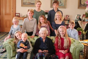 Kate Middleton's Photo of Queen Elizabeth Surrounded by Royal Children Was Manipulated, Photo Agency Says