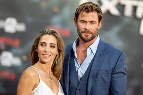 Chris Hemsworth chia sẻ bức ảnh chiếc thuyền ngọt ngào với vợ Elsa Pataky