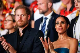 Meghan Markle và Hoàng tử Harry đang 'Bắt ​​tay khởi động lại toàn bộ hệ thống': Nguồn (Độc quyền)