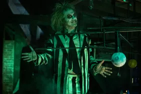 Beetlejuice Beetlejuice Trailer: Michael Keaton, Winona Ryder and More Return for Tim Burton Sequel