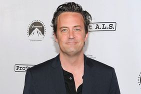 Tưởng nhớ cuộc đời và sự nghiệp của Matthew Perry qua những bức ảnh