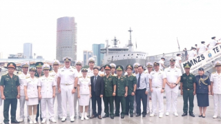 Naval ships of New Zealand visit Vietnam