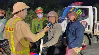 Police forces ensure peaceful Tet for people in Tay Giang