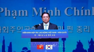 PM attends Vietnam-RoK Labour Cooperation Forum in Seoul