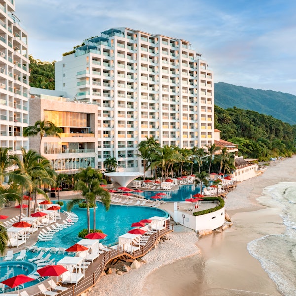 Khu nghỉ dưỡng của gia đình ở Puerto Vallarta có một cái gì đó cho tất cả mọi người