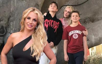 Britney Spears hàn gắn với hai con trai