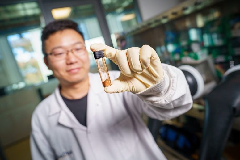 Doubling Electric Vehicle Range: New Lithium-Sulfur Battery Material Unveiled