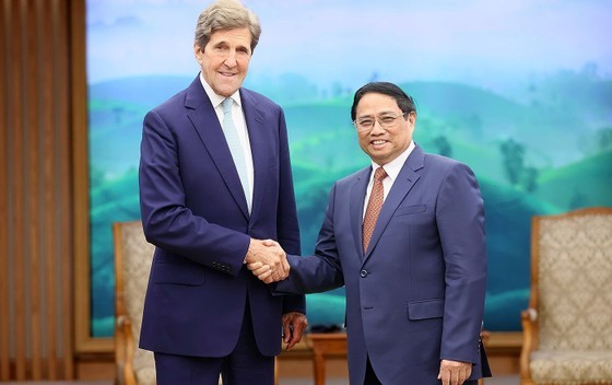 Prime Minister receives US Special Presidential Envoy for Climate