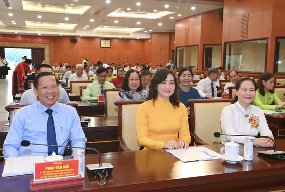 HCMC gains remarkable achievements in socio-economic growth in first 6 months